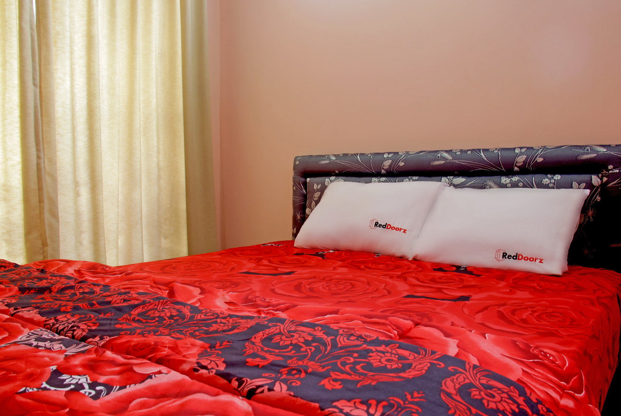 מלון בנדונג Reddoorz Near Hyperpoint Pasteur מראה חיצוני תמונה
